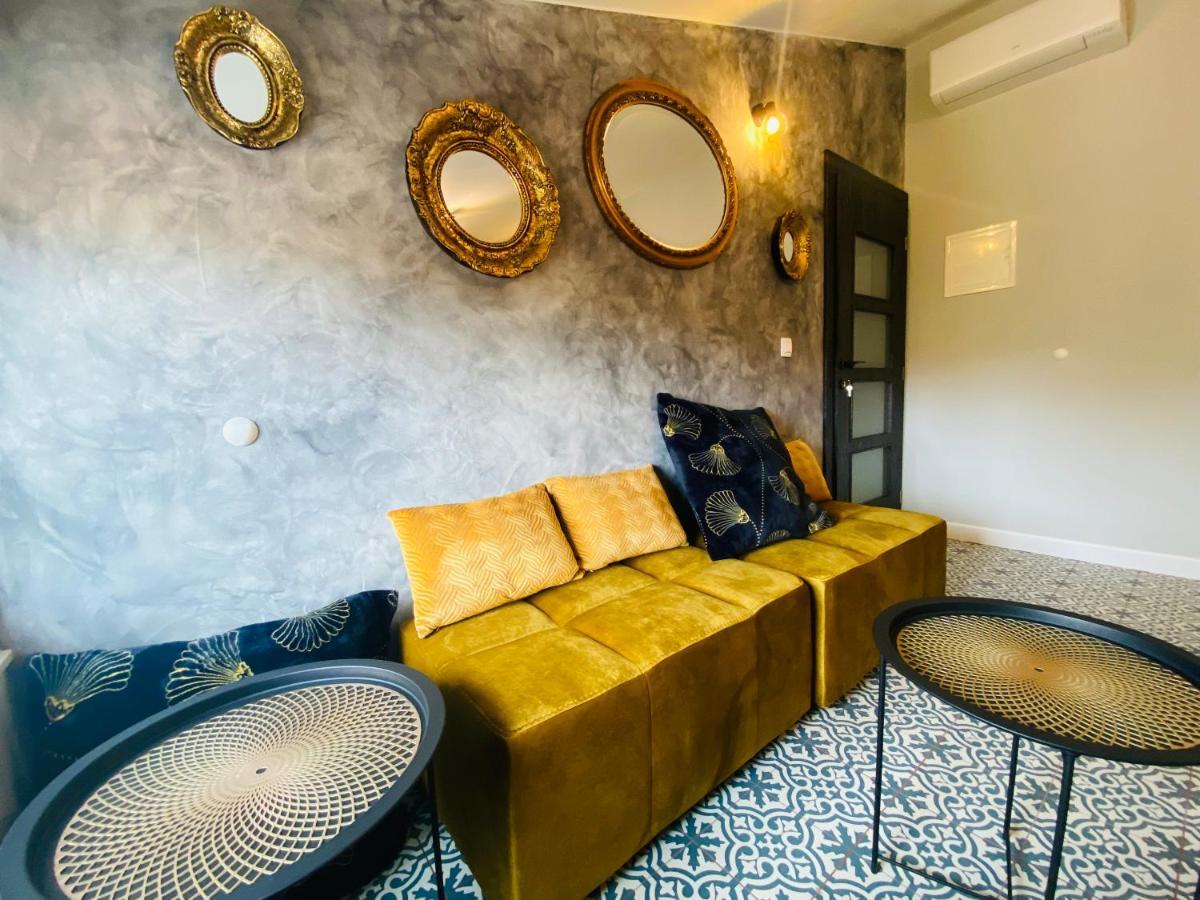 Boutique Rooms Mare Fabulas Rovigno Esterno foto