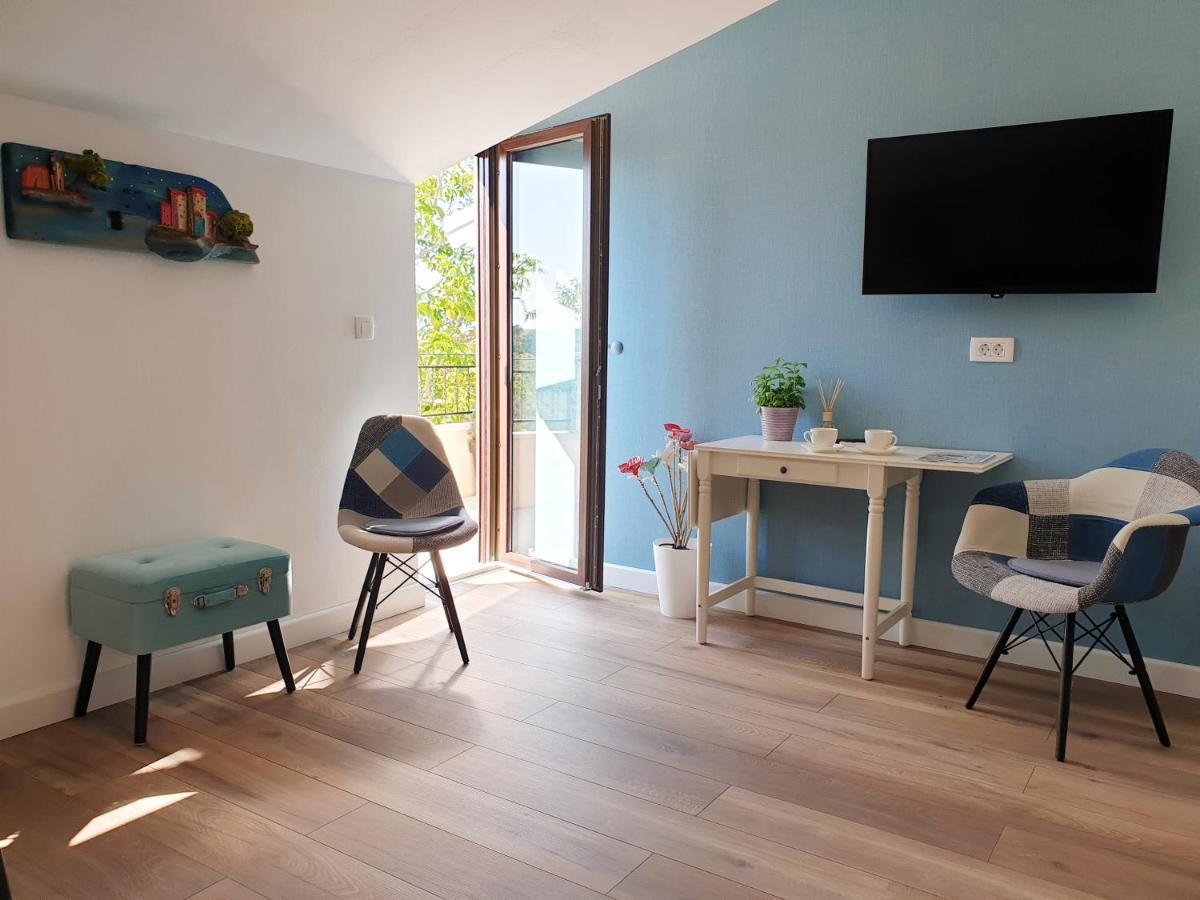 Boutique Rooms Mare Fabulas Rovigno Esterno foto