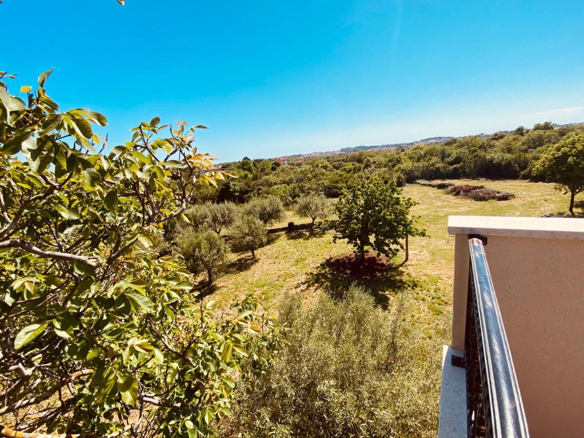 Boutique Rooms Mare Fabulas Rovigno Esterno foto