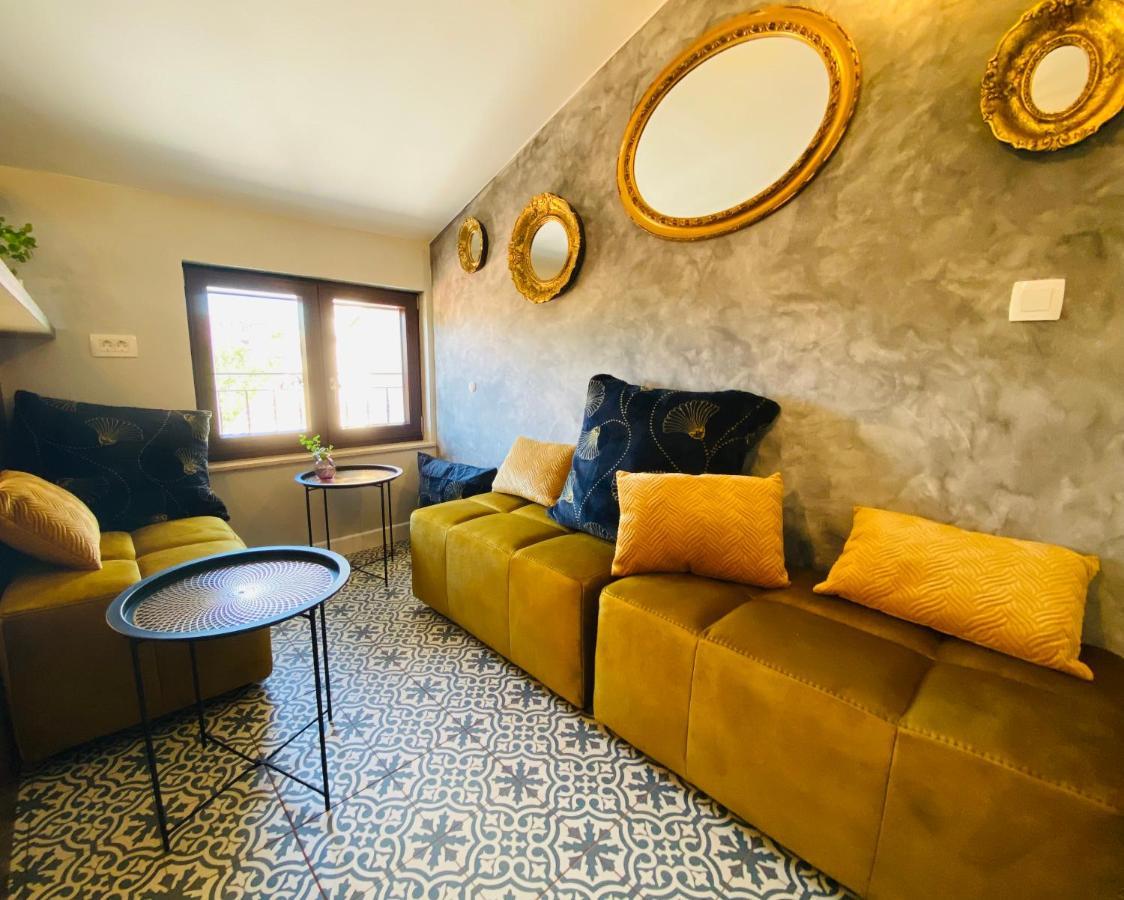 Boutique Rooms Mare Fabulas Rovigno Esterno foto